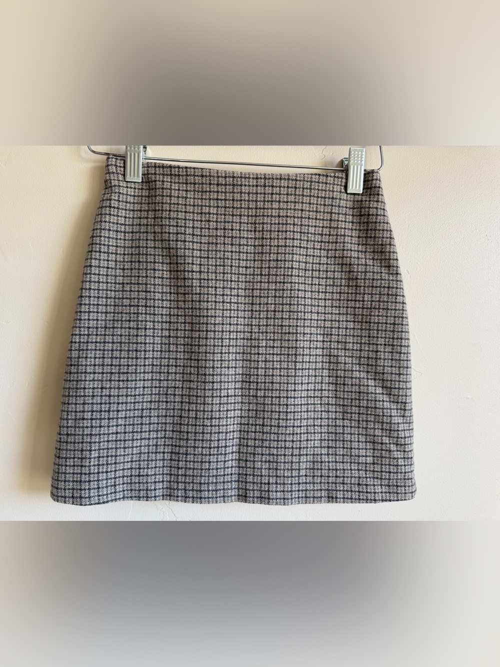 Women’s Wilfred (Aritzia) Plaid Mini Skirt Size 00